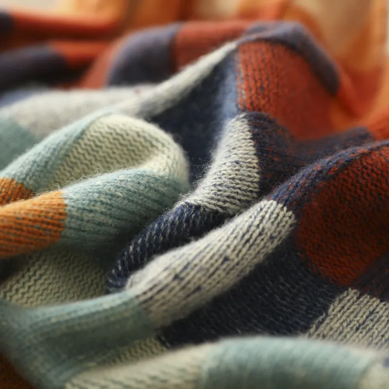 Kylie™ | Cozy Bouclé Pullover with Colourful Accents